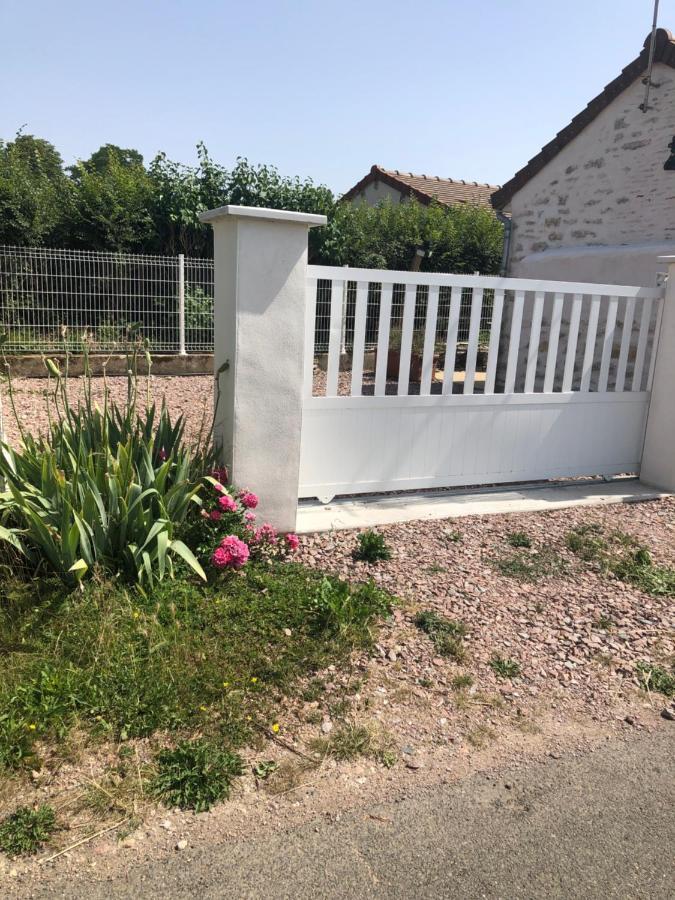 Studio 11M2 Magny-Cours Exterior foto