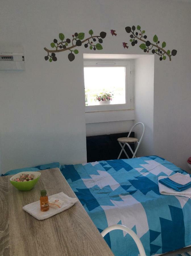 Studio 11M2 Magny-Cours Exterior foto